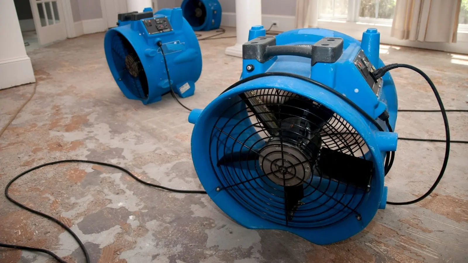 A-ROC water damage restoration equipment in Cleveland OH